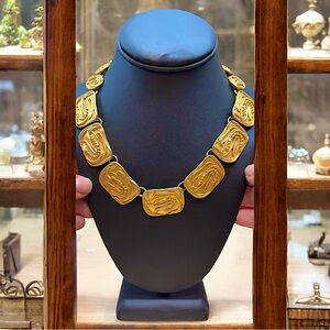 VINTAGE NORMA JEAN MODERNIST NECKLACE
MATTE GOLD RHINESTONE SIGNED